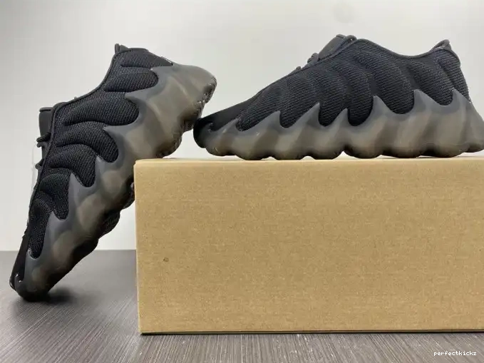 YEEZY ADIDAS H68032 400 0519